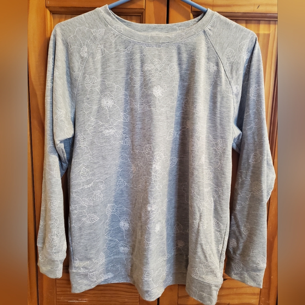 🌻 3/$20 Deal!! Gray Floral Pattern Girls Sweatshirt